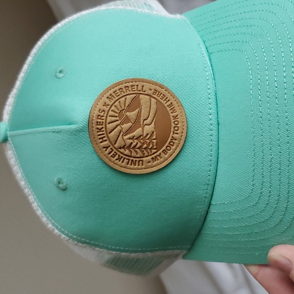 Merrell Green hiking Truckets Mesh Hat - Picture 7 of 10
